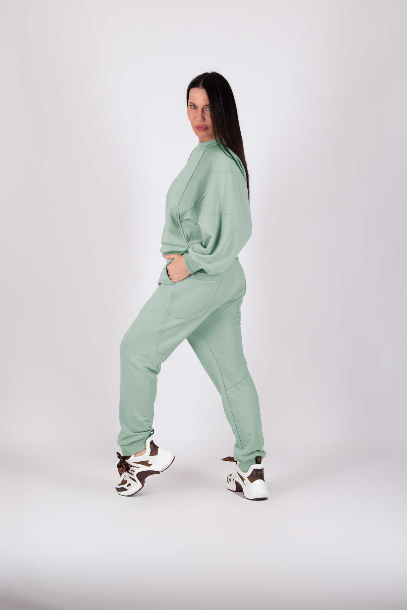 Wide Tracksuit AMALIA EugFashion 