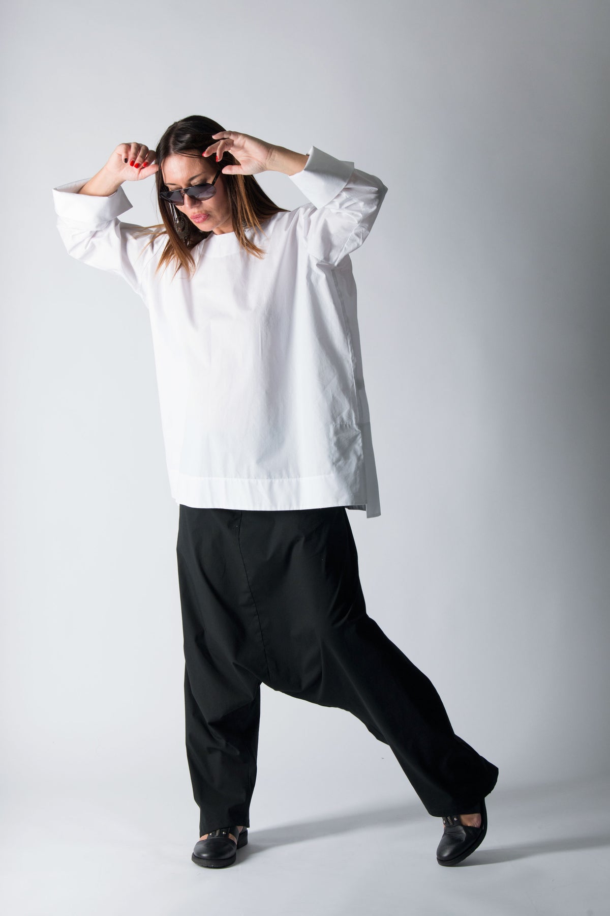 Black cotton drop-crotch pants Kony — EUG Fashion
