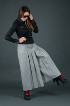 Black and white houndstooth wide-leg pants - front pleats, ankle length and back zip fastening, COLLIN | EUG Fashion #houndstooth