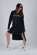 Black wadded cotton sweatshirt dress with Japanese script print and side pockets - casual sporty everyday style, Izabel | EUG Fashion #black
