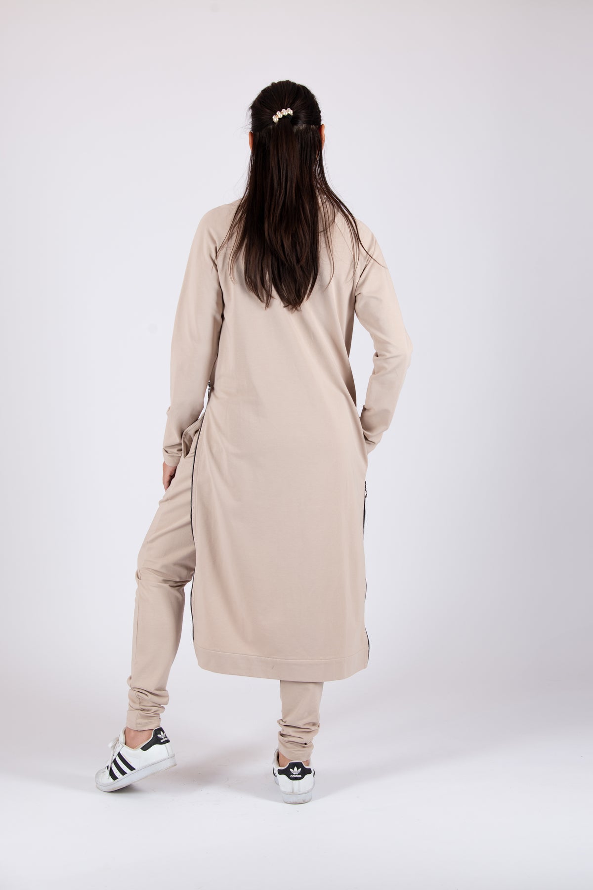 Beige terry cotton two-piece set with zipper top and drop-crotch jogger trousers - relaxed contemporary fit, Gloria | EUG Fashion #beige