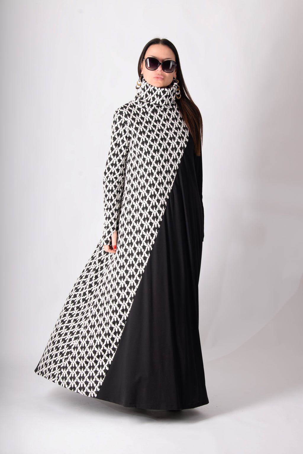 Black and white houndstooth turtleneck A-line dress Vivian - EUG Fashion 