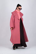 Pink-orange houndstooth cape coat with contrasting lining and wide sleeves - loose silhouette, Siri | EUG Fashion