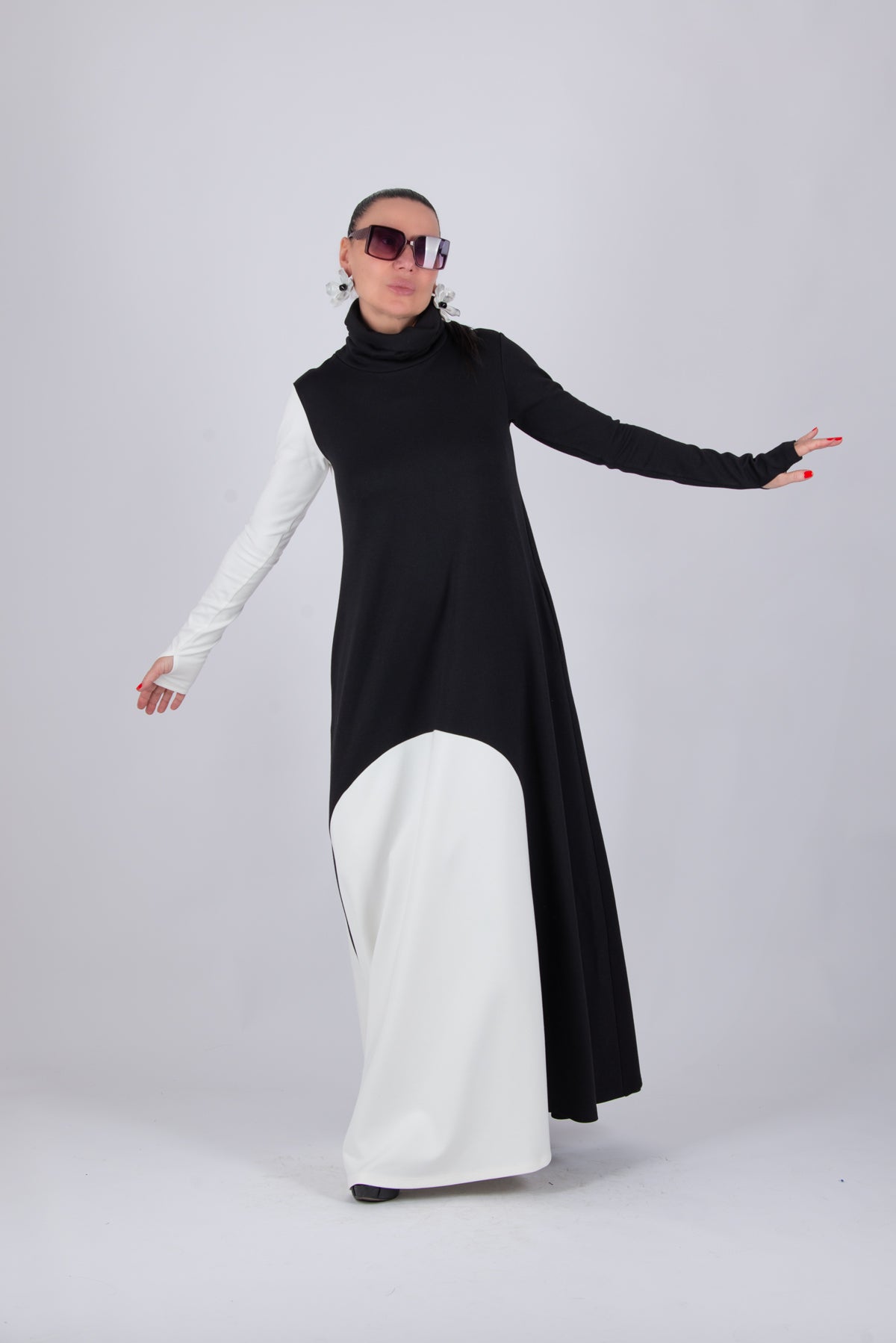 Turtleneck Black and White Dress - Vivian