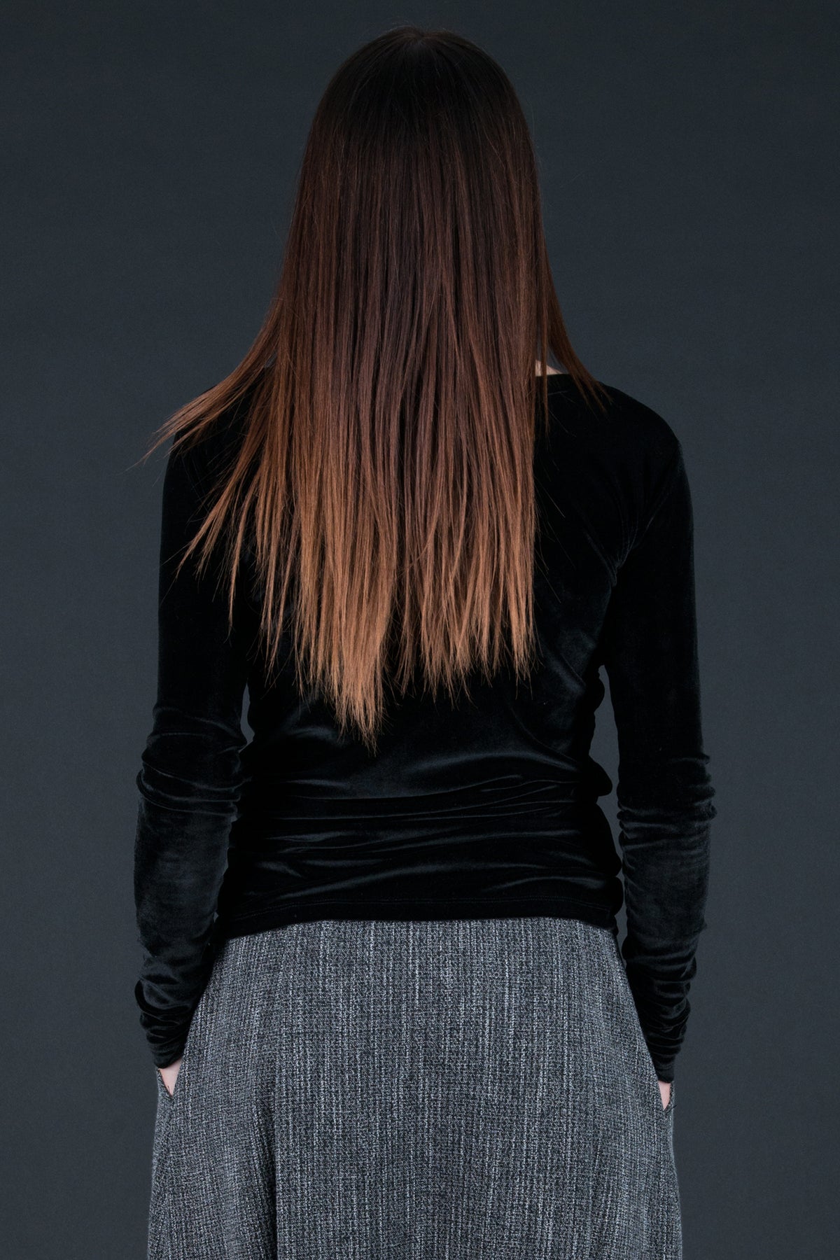 Black silk velvet top with round neckline and long narrow sleeves - suitable for spring, autumn and winter, Natalia | EUG Fashion #black