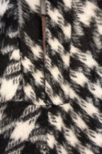 Black and white houndstooth cape coat - A-line silhouette, arm openings and above-knee length, HEIDI | EUG Fashion #houndstooth