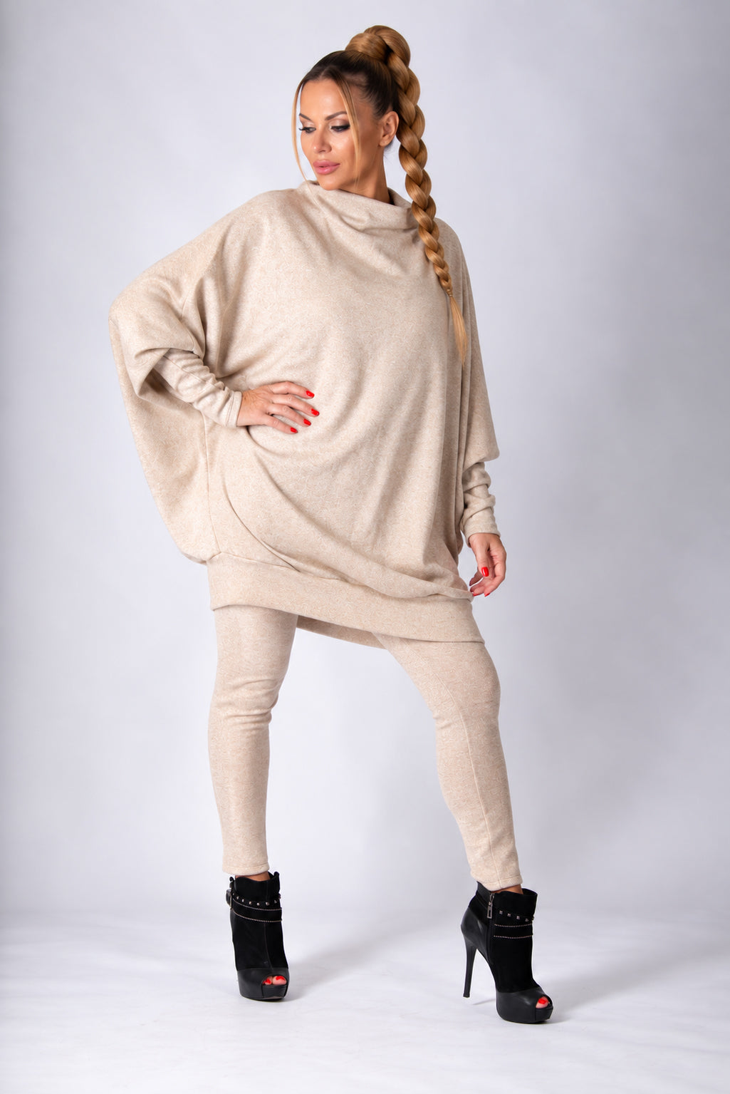 Beige knit tunic and leggings set - wide acrylic tunic with shimmering silver threads, Robin | EUG Fashion #beige