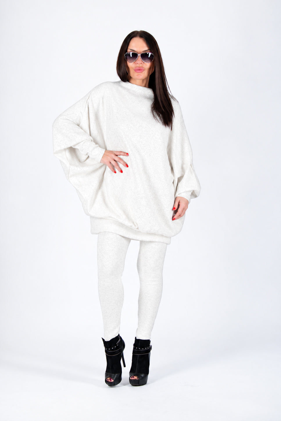 White knit tunic and leggings set - wide acrylic tunic with shimmering silver threads, Robin | EUG Fashion #white⠋