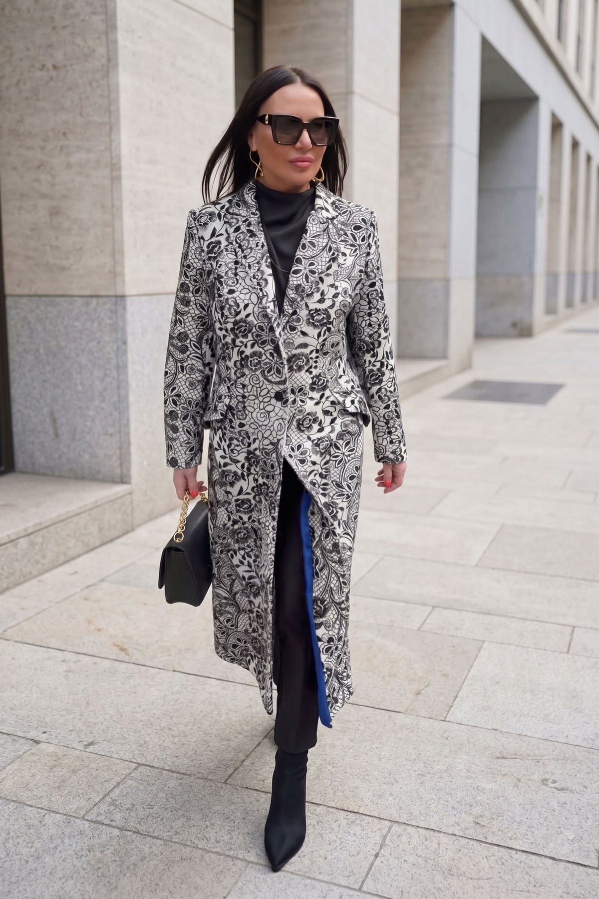 Off-white embroidered wool coat Astela with blue lining and notched lapel - EUG Fashion #off-white
