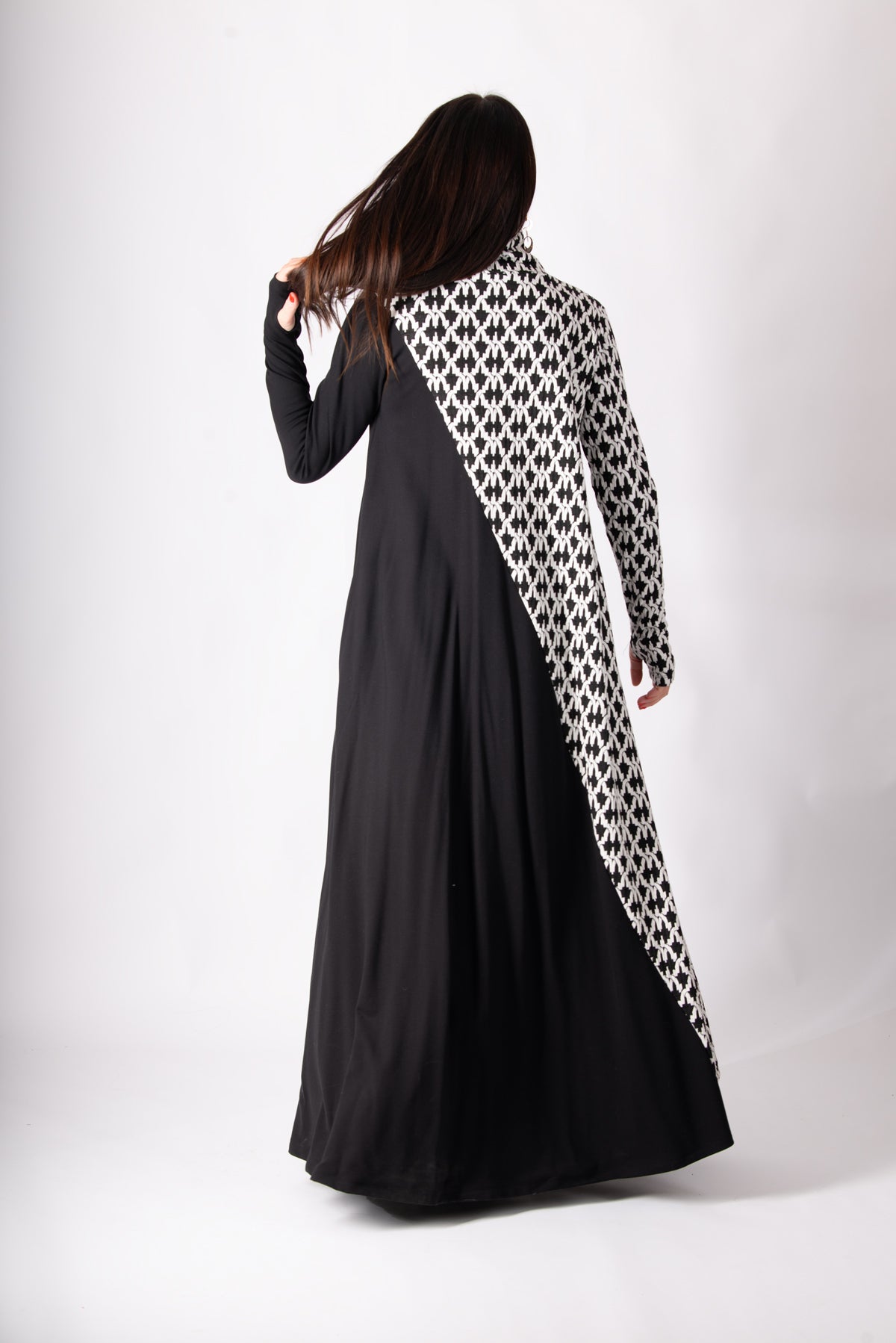 Black and white houndstooth turtleneck A-line dress Vivian - EUG Fashion 