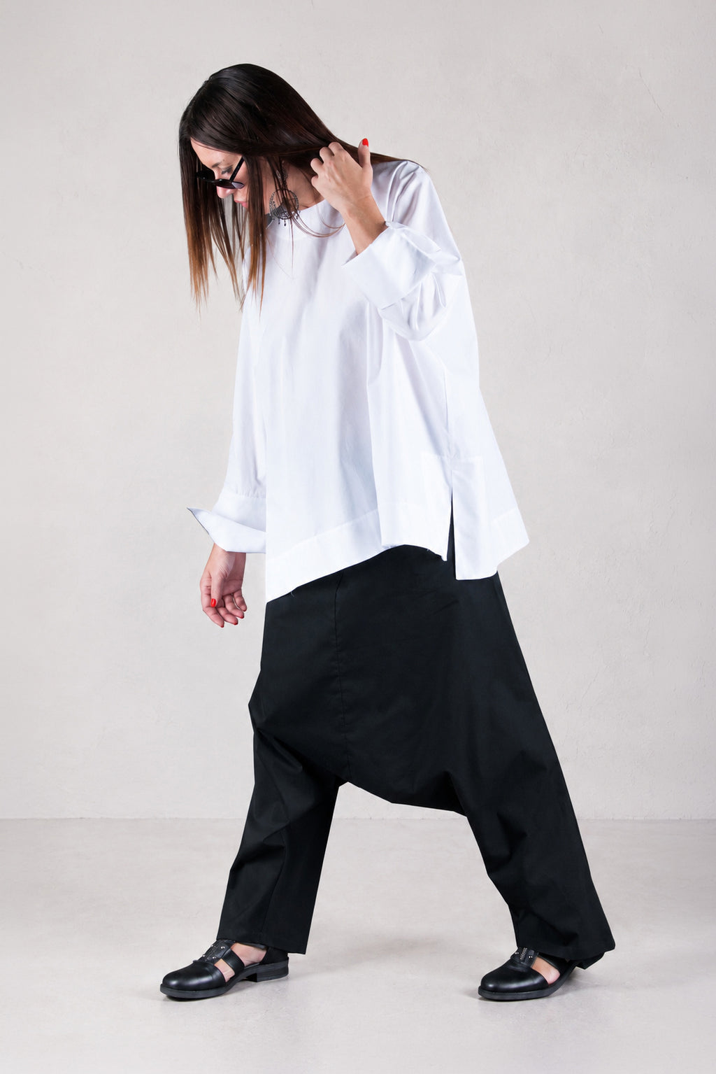 Black cotton drop-crotch pants Kony — EUG Fashion
