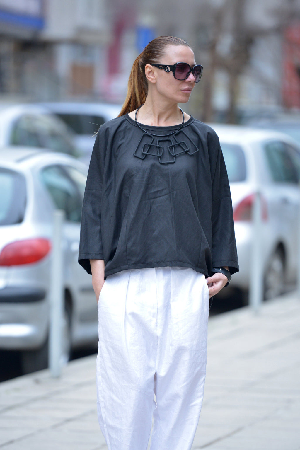 black wide linen top