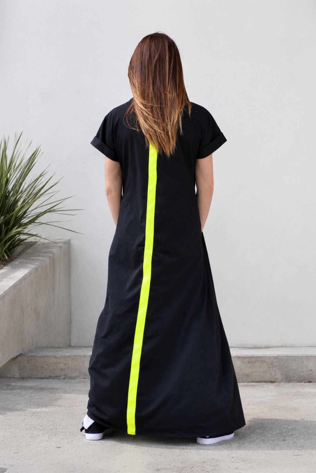Black Long Dress With Back Stripe AMIRA - EUG Fashion