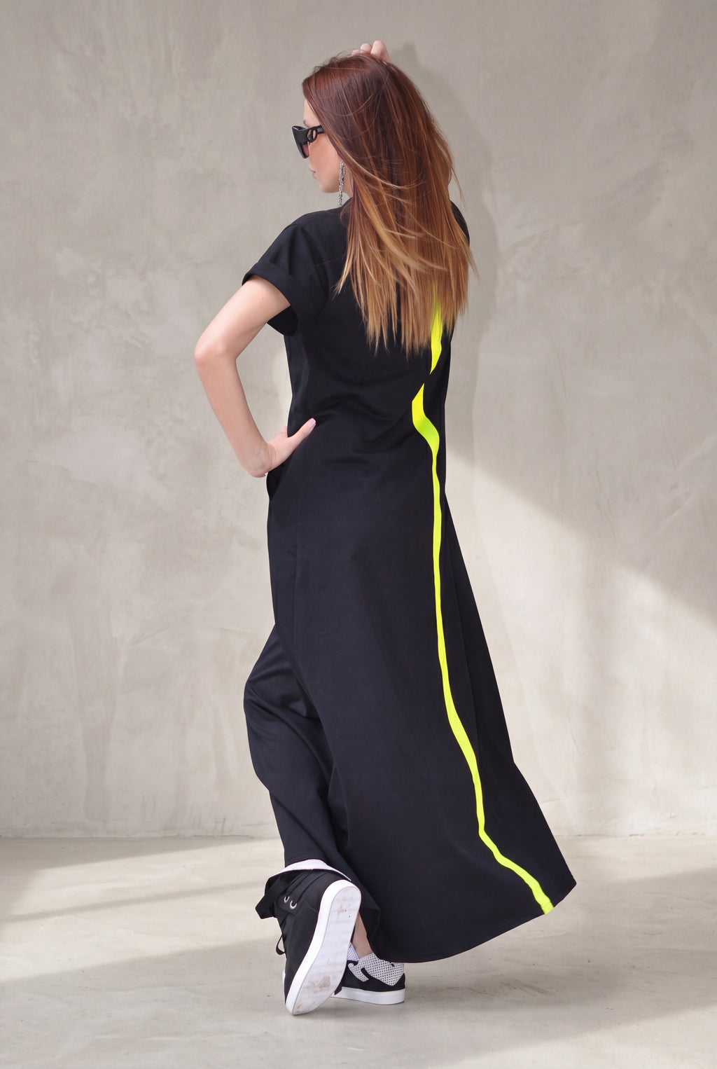 Black Long Dress With Back Stripe AMIRA - EUG Fashion