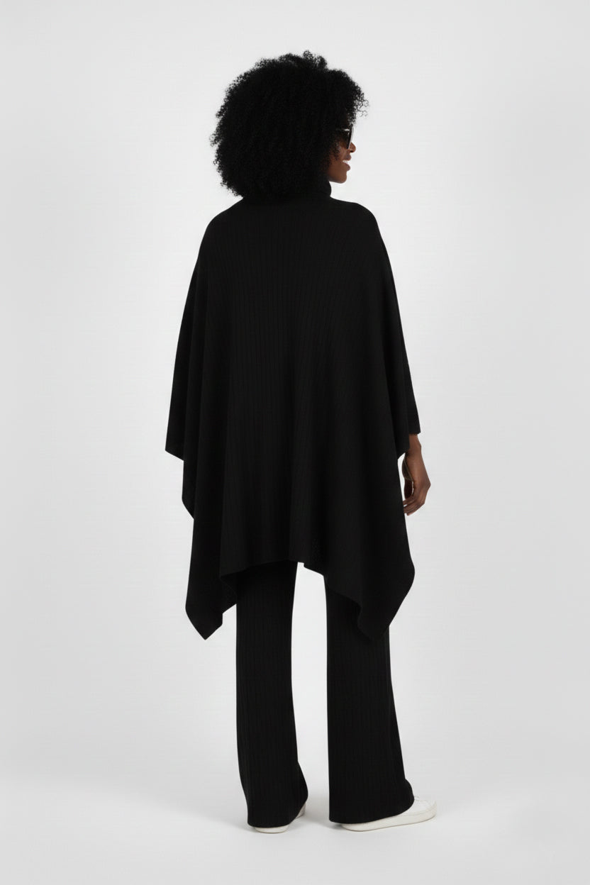 Knitted Poncho Outfit - Eva
