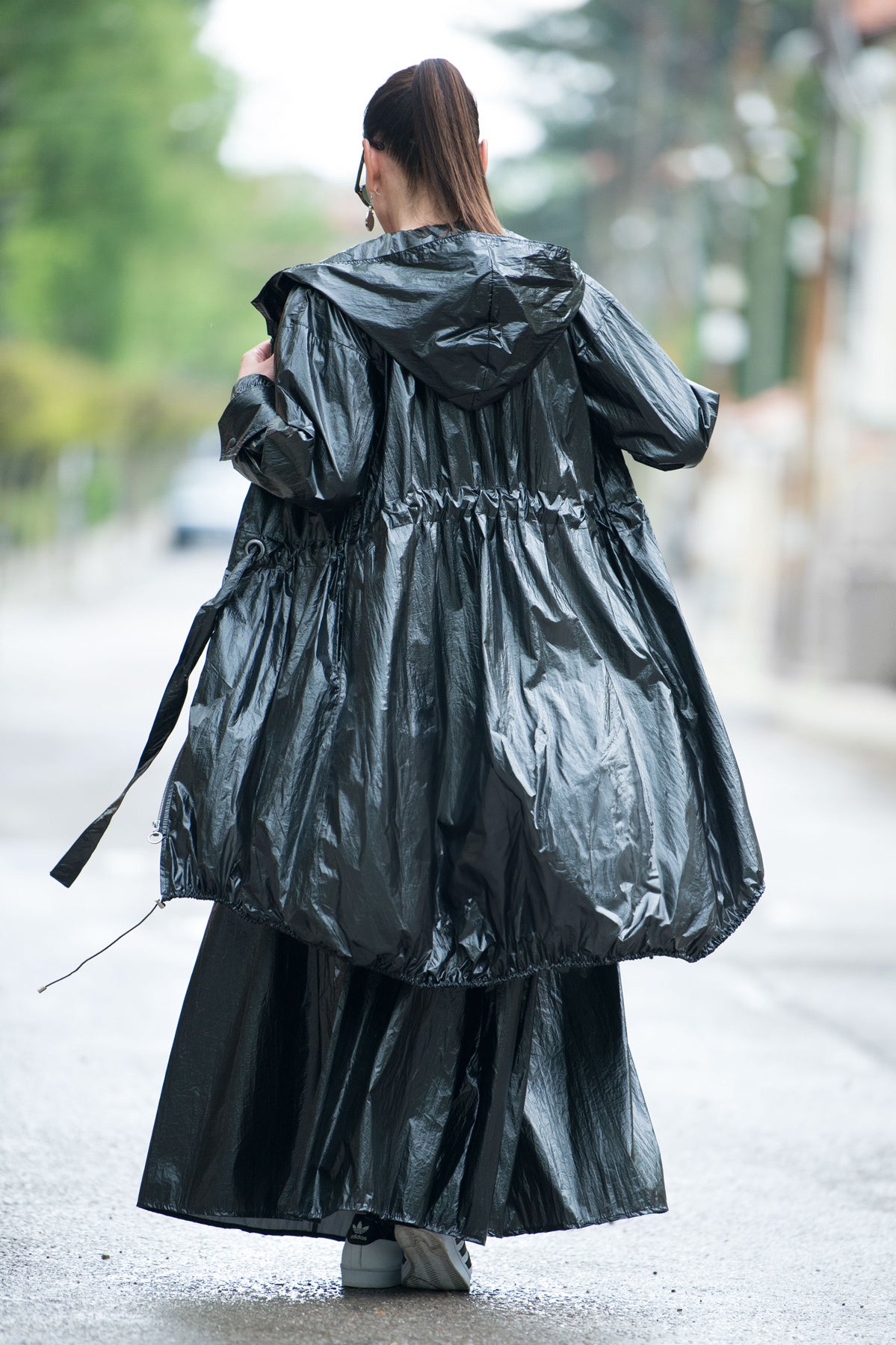 Black crinkle polyester windbreaker EUGF hooded balloon silhouette - EUG Fashion #black
