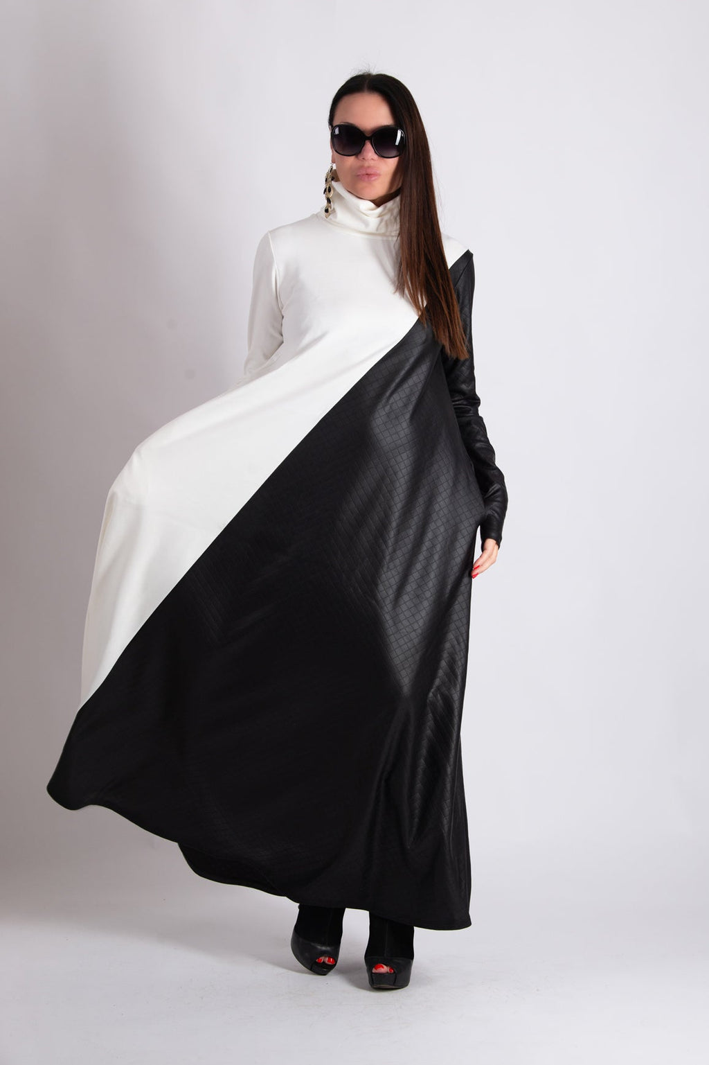 Black and white leather-look punto milano A-line dress Vivian - EUG Fashion 
