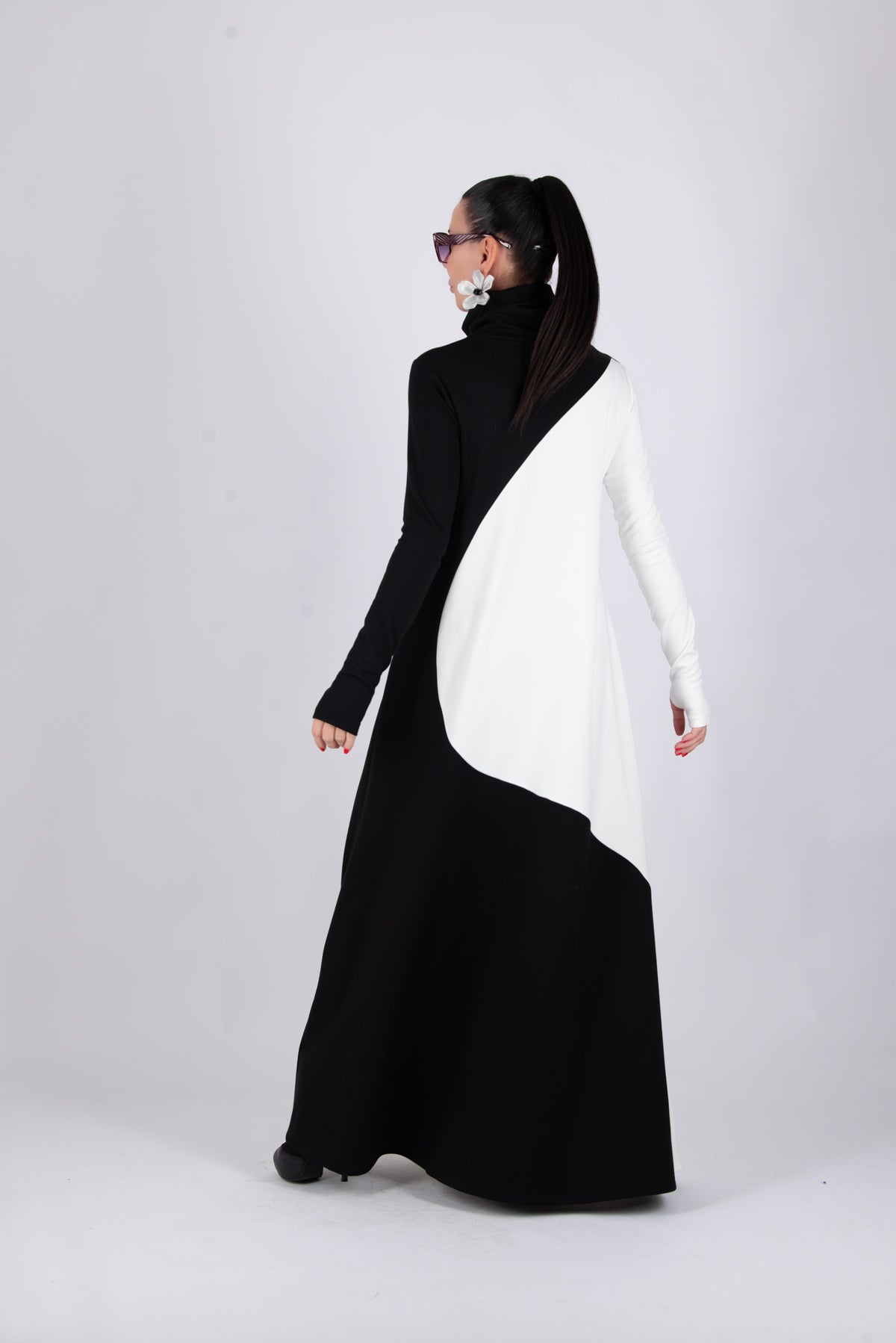 Turtleneck Black and White Dress - Vivian
