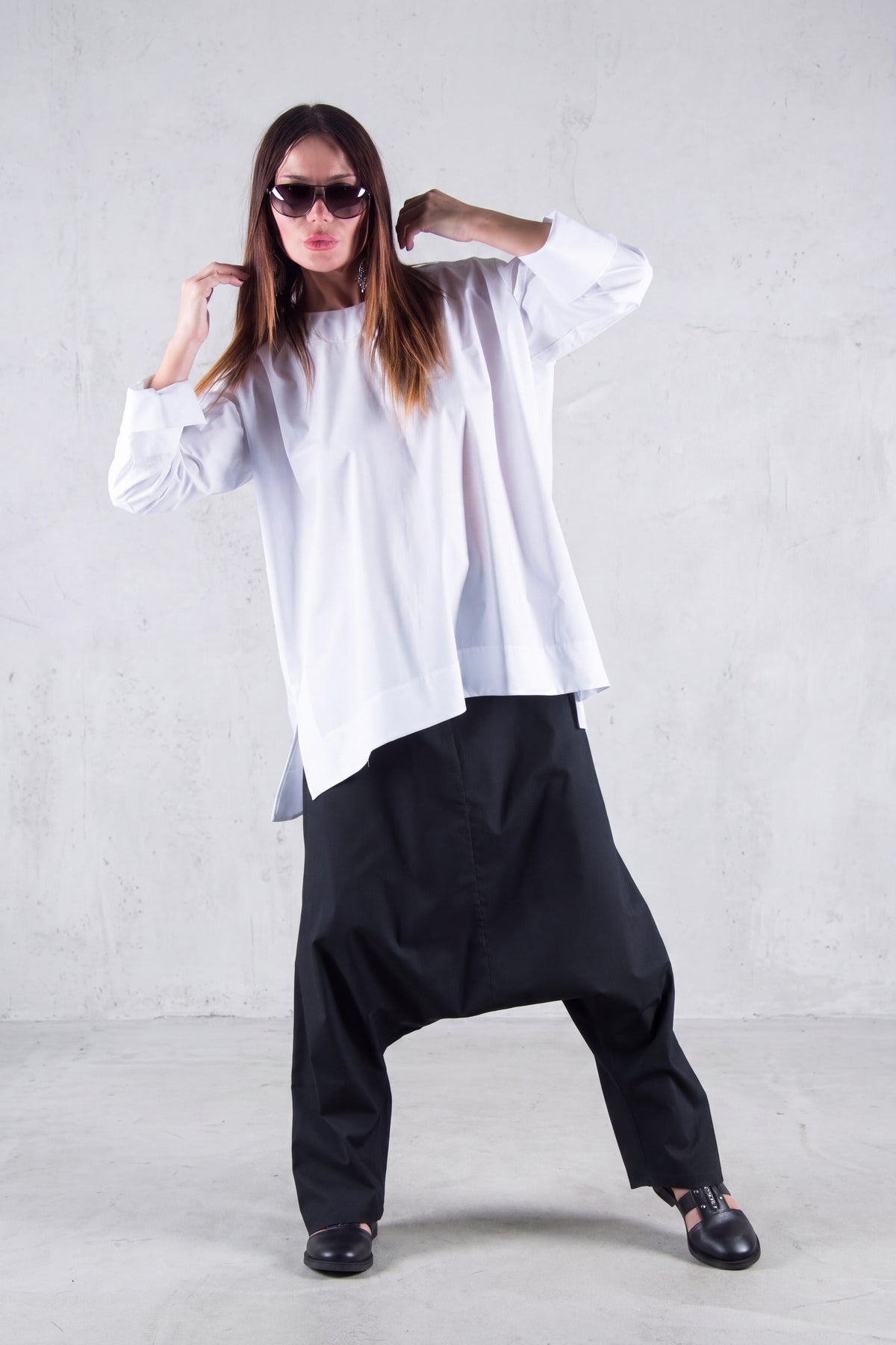 Black cotton drop-crotch pants Kony — EUG Fashion
