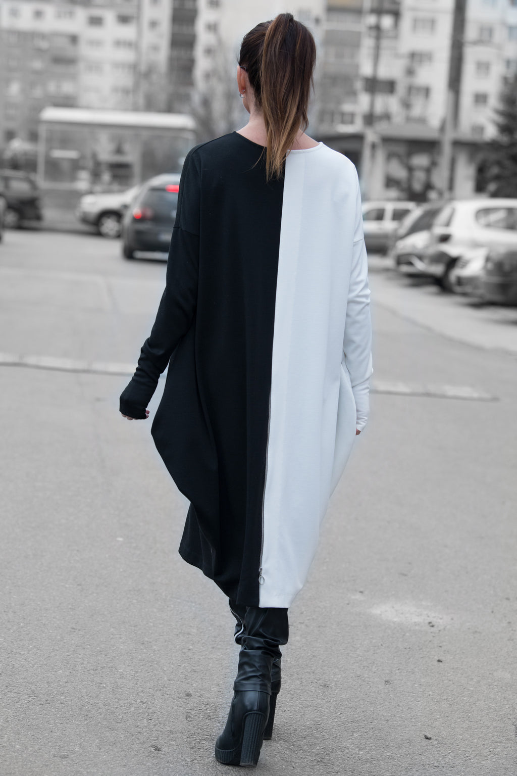 Black and white two-tone punto milano barrel dress Tamara - EUG Fashion 