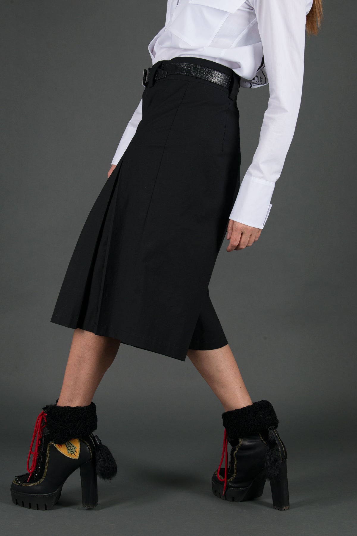 Black wide-leg pants - below-knee length, deep front pleats, dense cotton, Colo | EUG Fashion #black⠋