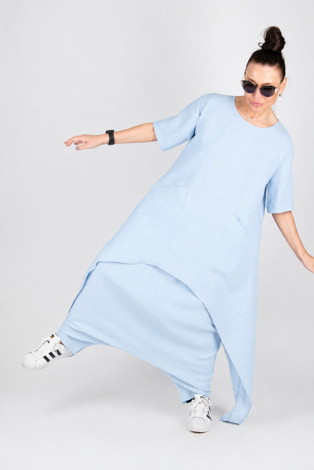 Light blue linen harem pants Lauren — EUG Fashion
