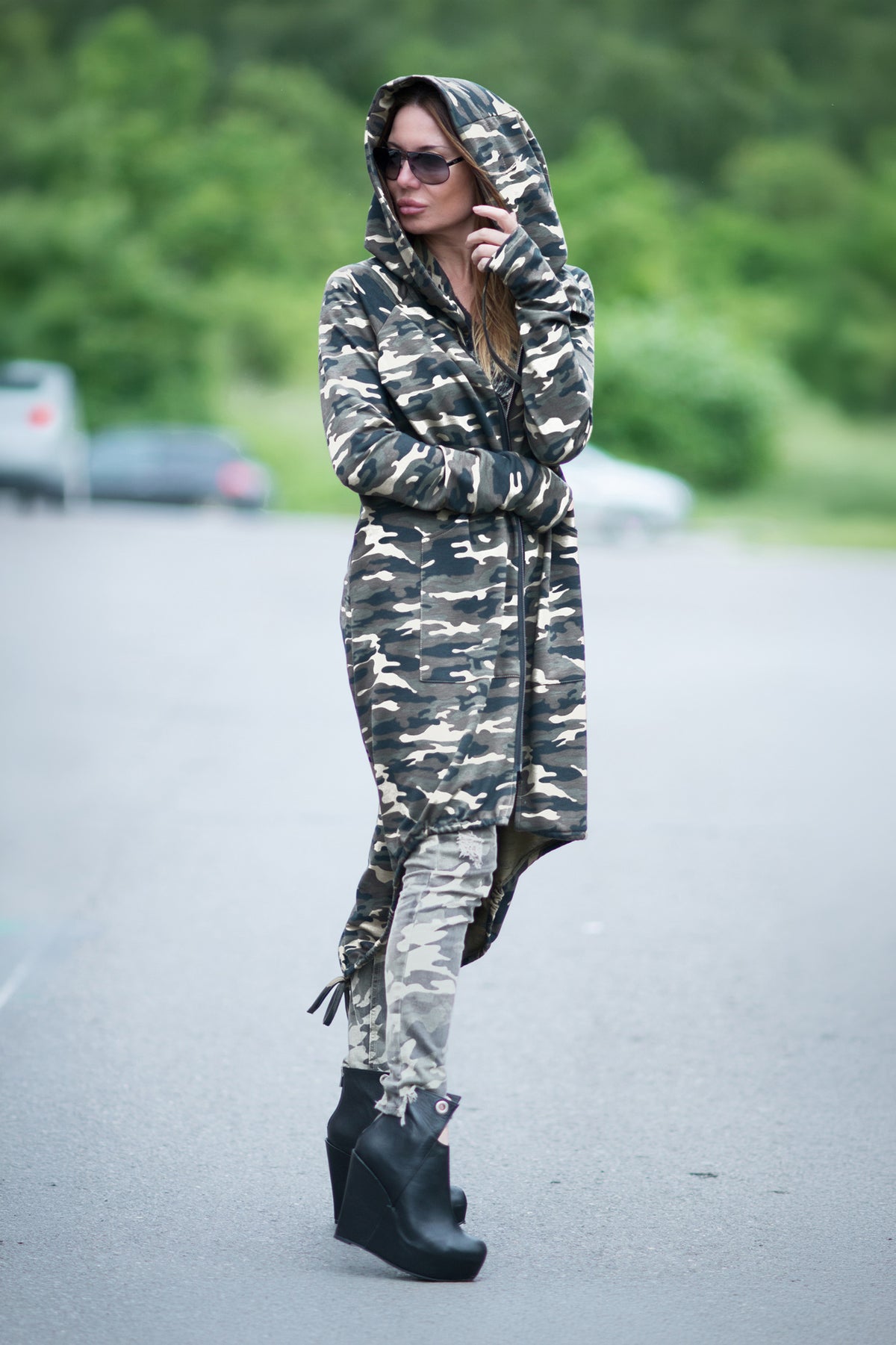 Military green camouflage hooded cotton vest with front zipper and asymmetric design - drawstring balloon hem, thumb-hole sleeves, Lily | EUG Fashion #military-green
