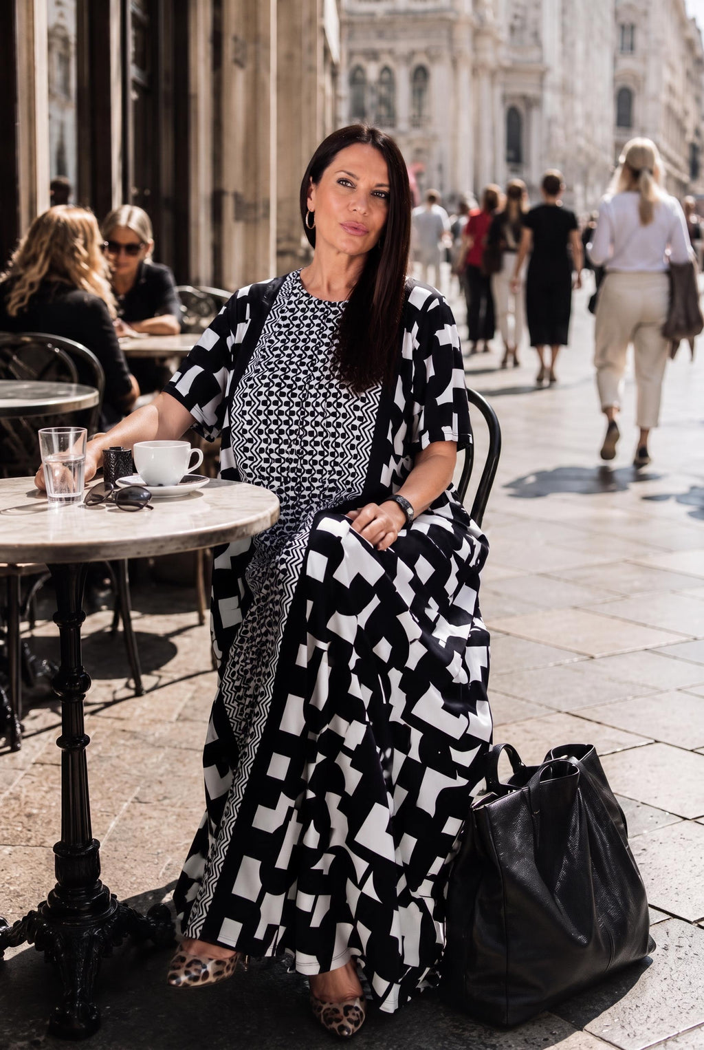 long dallas dress black white