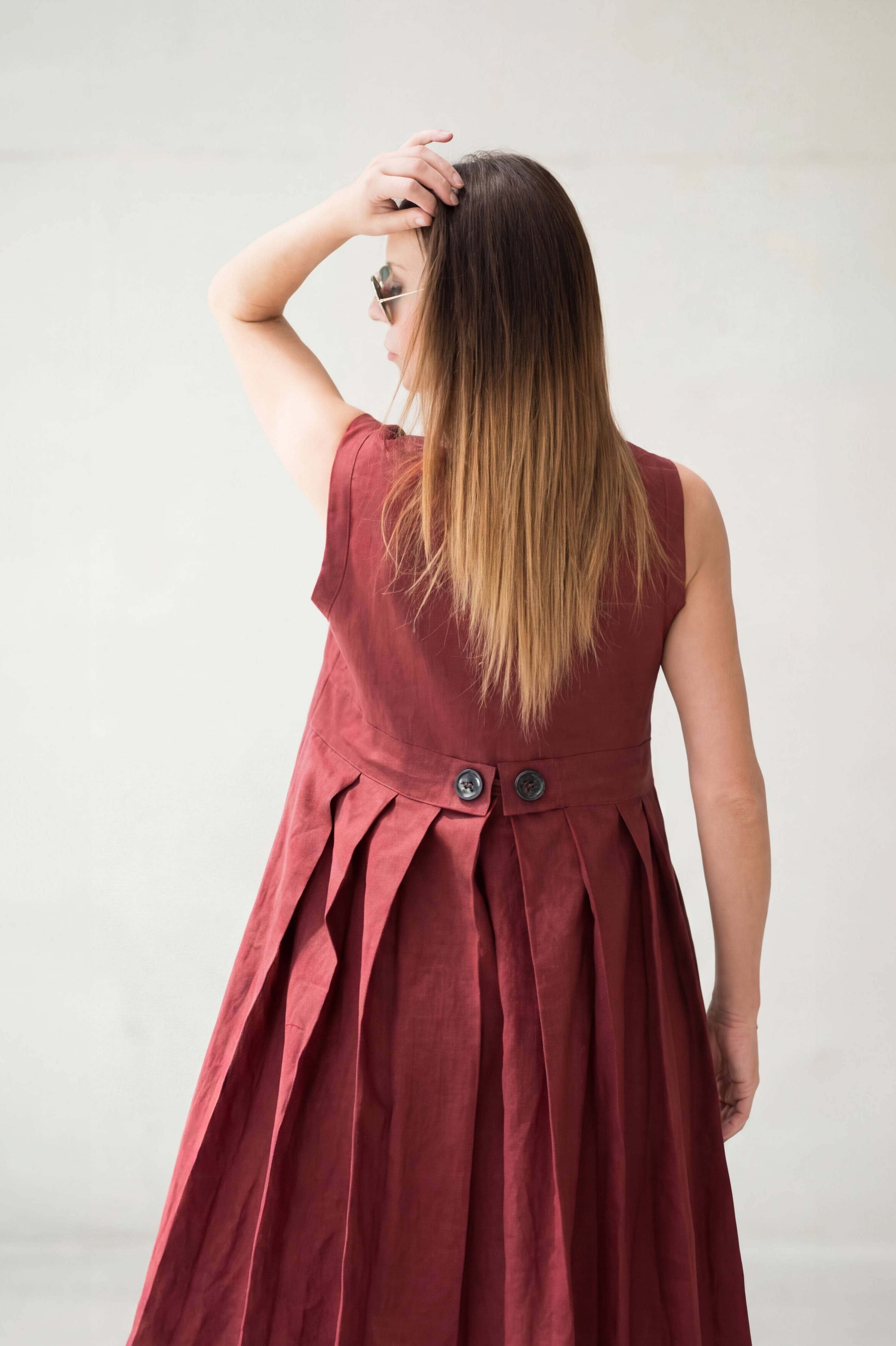 long-linen-dark-red-dress EUG fashion #dark-red