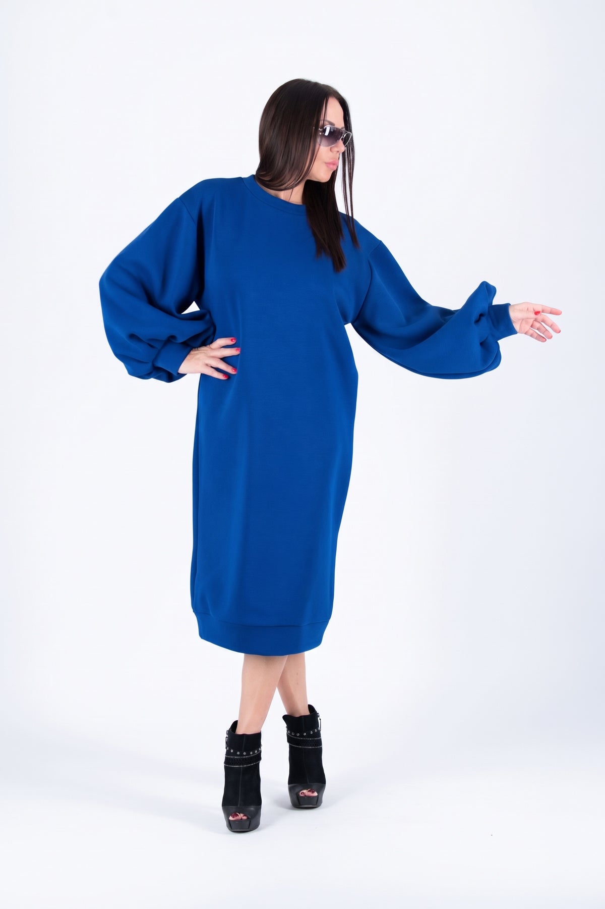 Royal blue wadded cotton sweatshirt dress with bishop sleeves and side pockets - wide long silhouette, Karina | EUG Fashion #royal-blue
