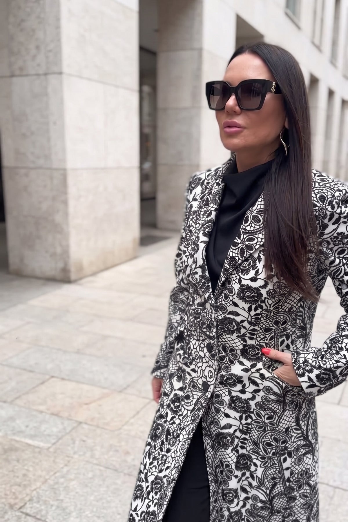 Off-white embroidered wool coat Astela with blue lining and notched lapel - EUG Fashion #off-white
