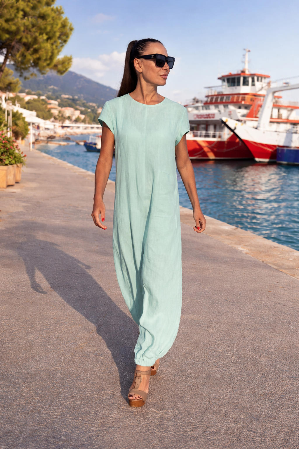loose-fit-woman-linen-jumpsuit #mint-green