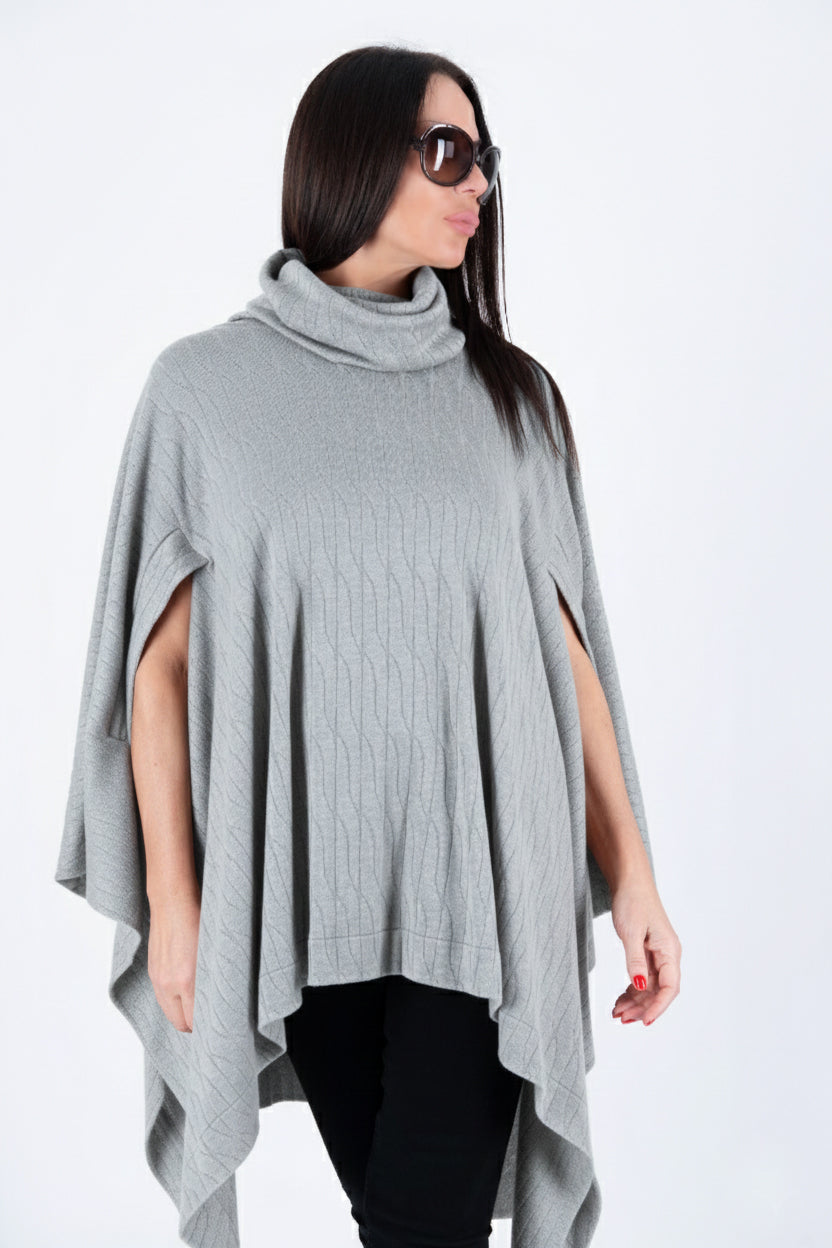 Knitted Poncho - Eva