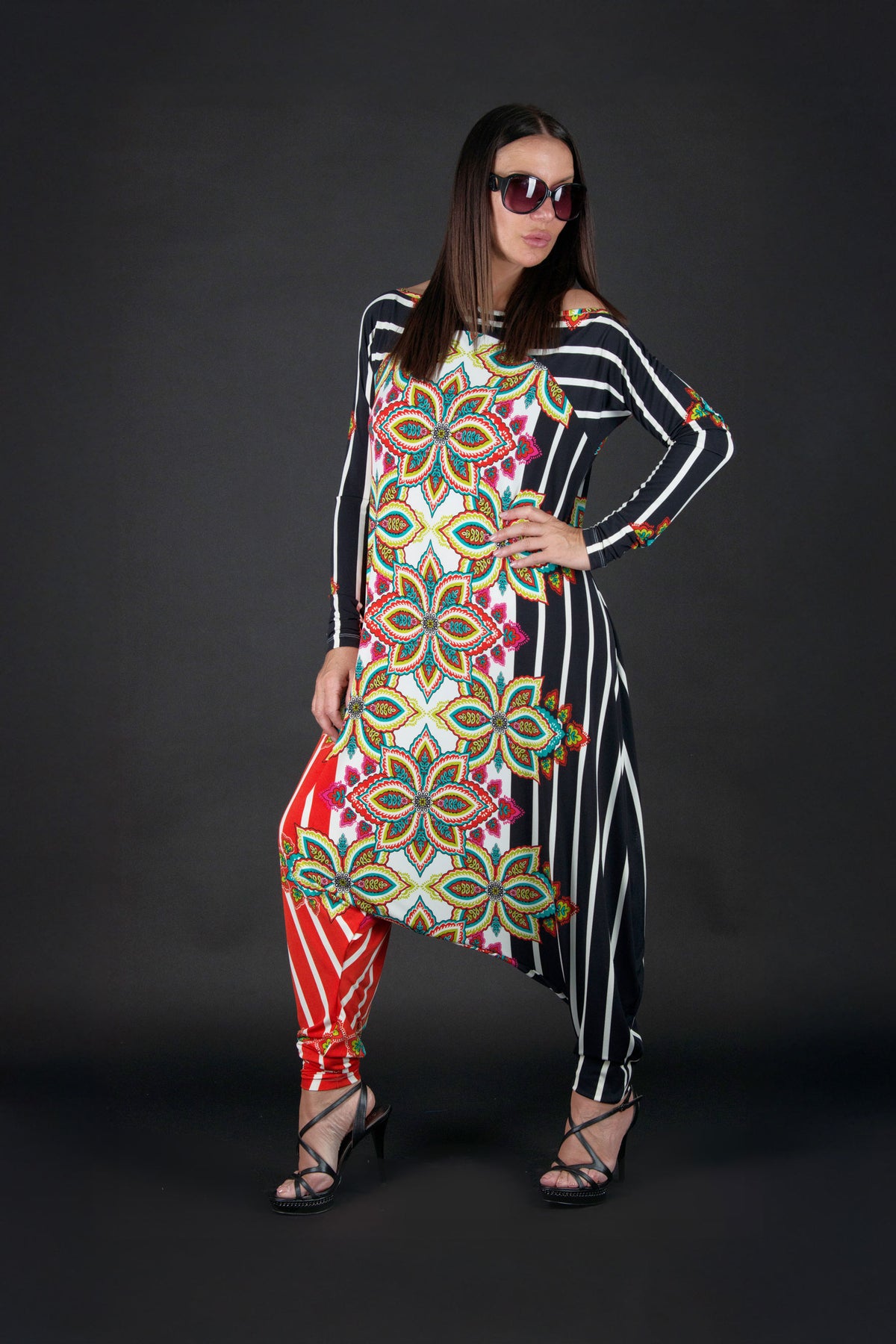 woman jumsuit harem loose fit long sleeves #geometric