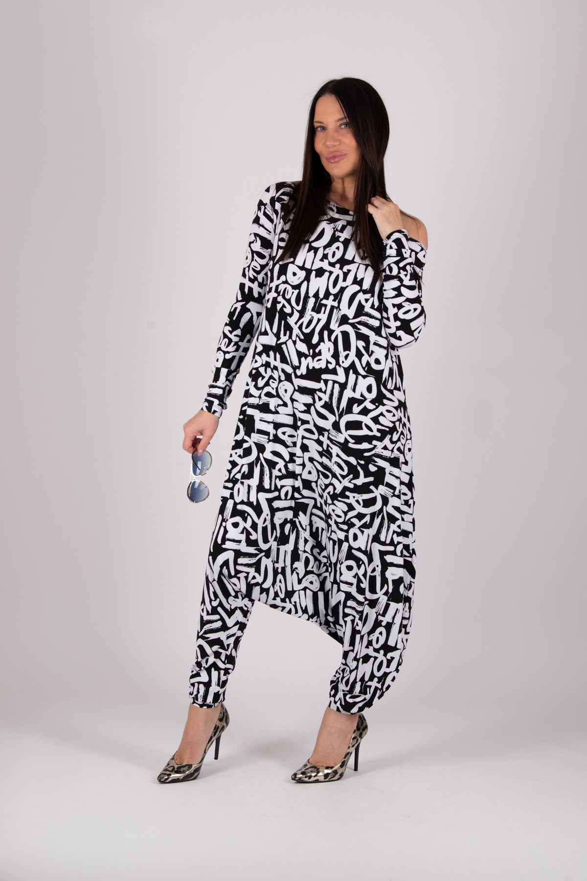 Black white stretch jersey harem jumpsuit - geometric and lettering print, boat neckline and narrow sleeves, Marla | EUG Fashion
