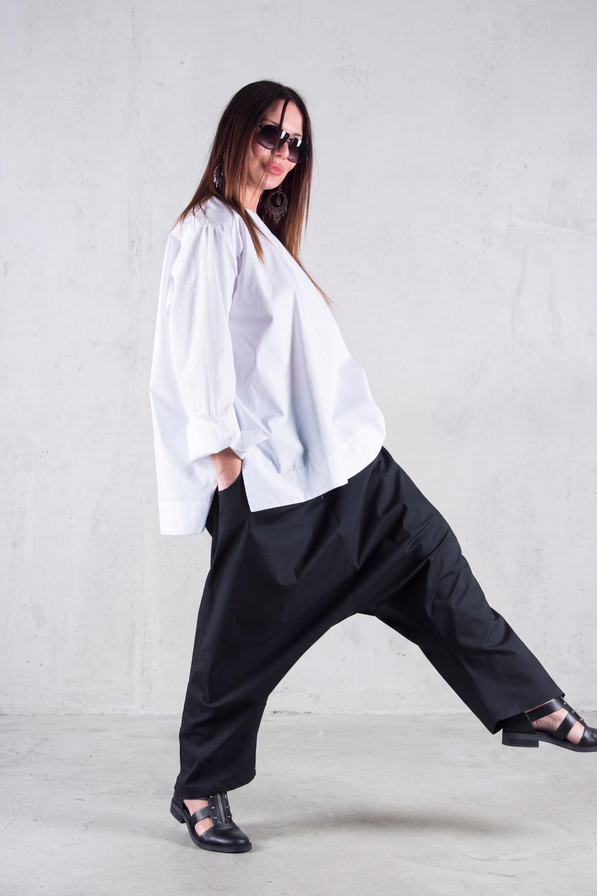 Black cotton drop-crotch pants Kony — EUG Fashion
