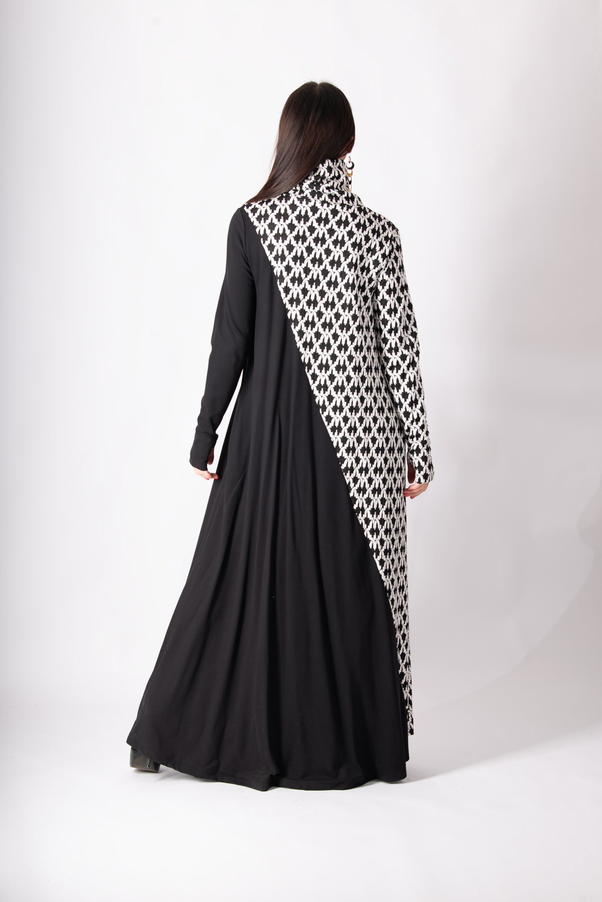 Black and white houndstooth turtleneck A-line dress Vivian - EUG Fashion 