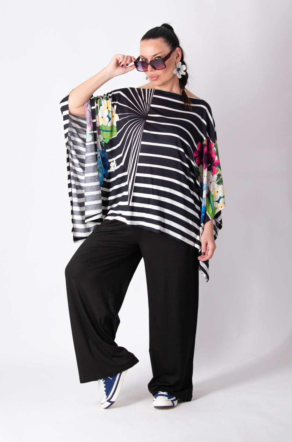 Black viscose summer set - loose striped printed boat-neck top and wide trousers with elasticated waist and side pockets, Lian | EUG Fashion #black