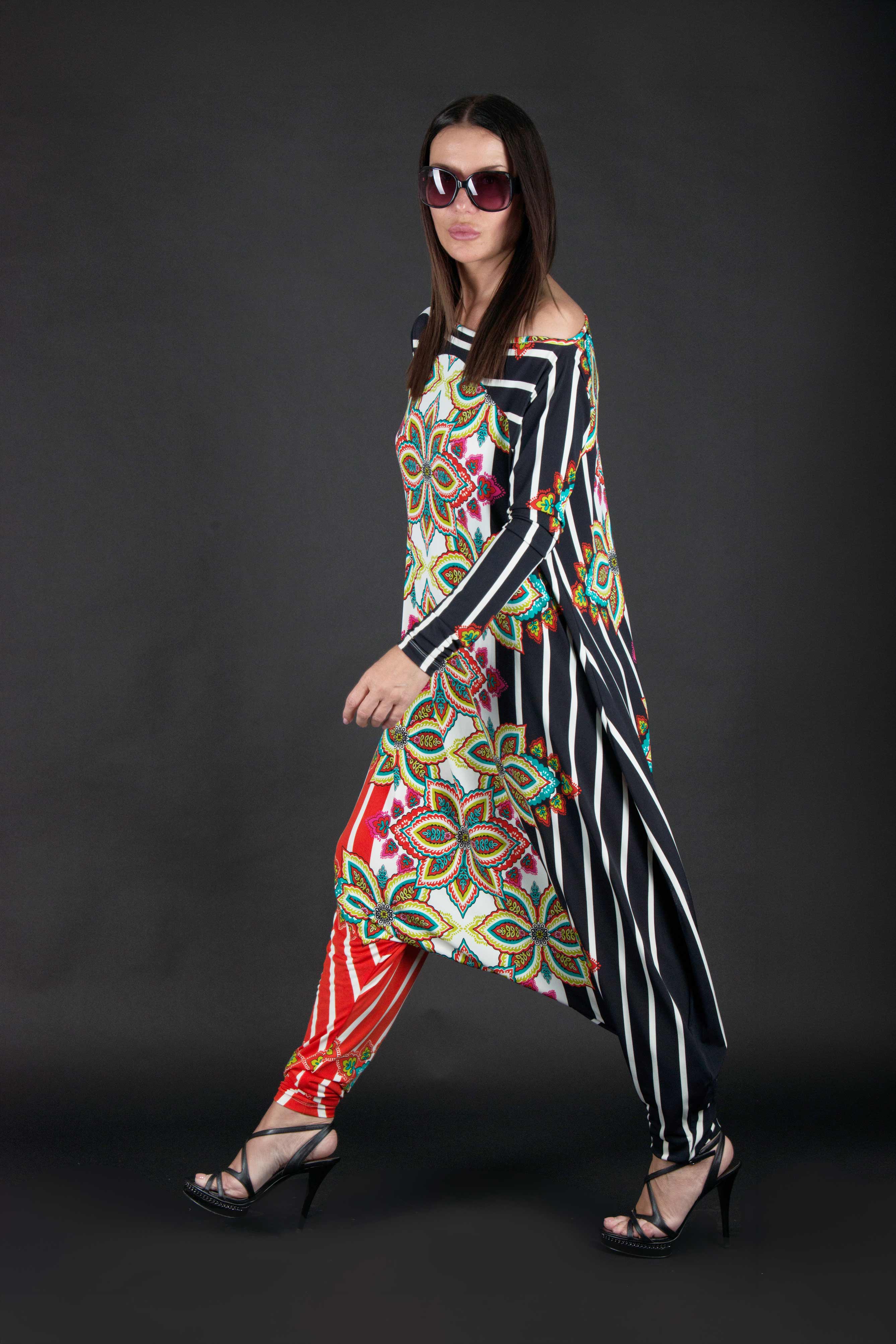 woman jumsuit harem loose fit long sleeves #geometric