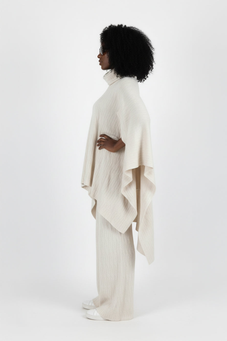 Knitted Poncho - Eva