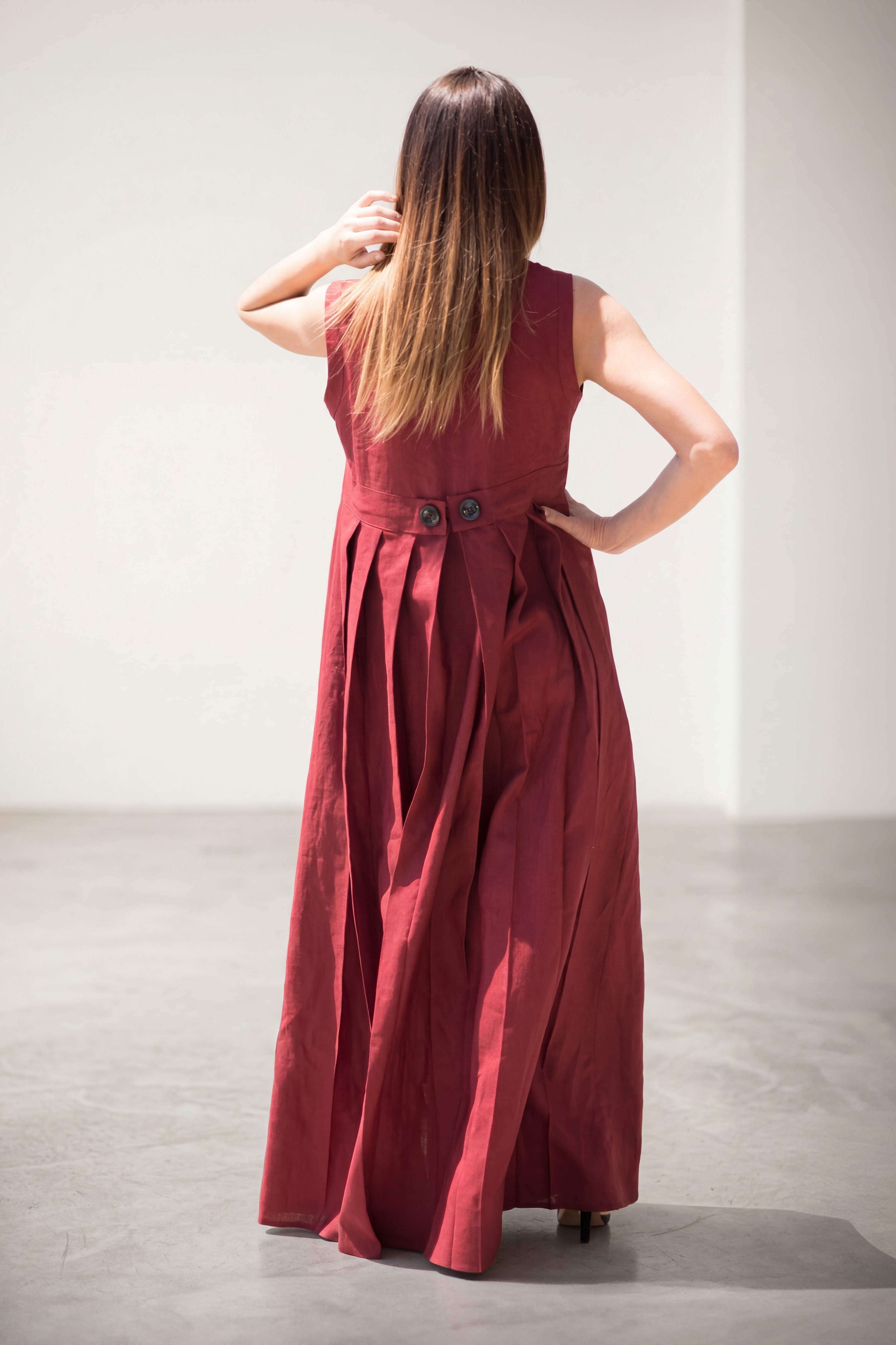 long-linen-dark-red-dress EUG fashion #dark-red
