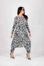 Black white stretch jersey harem jumpsuit - geometric and lettering print, boat neckline and narrow sleeves, Marla | EUG Fashion