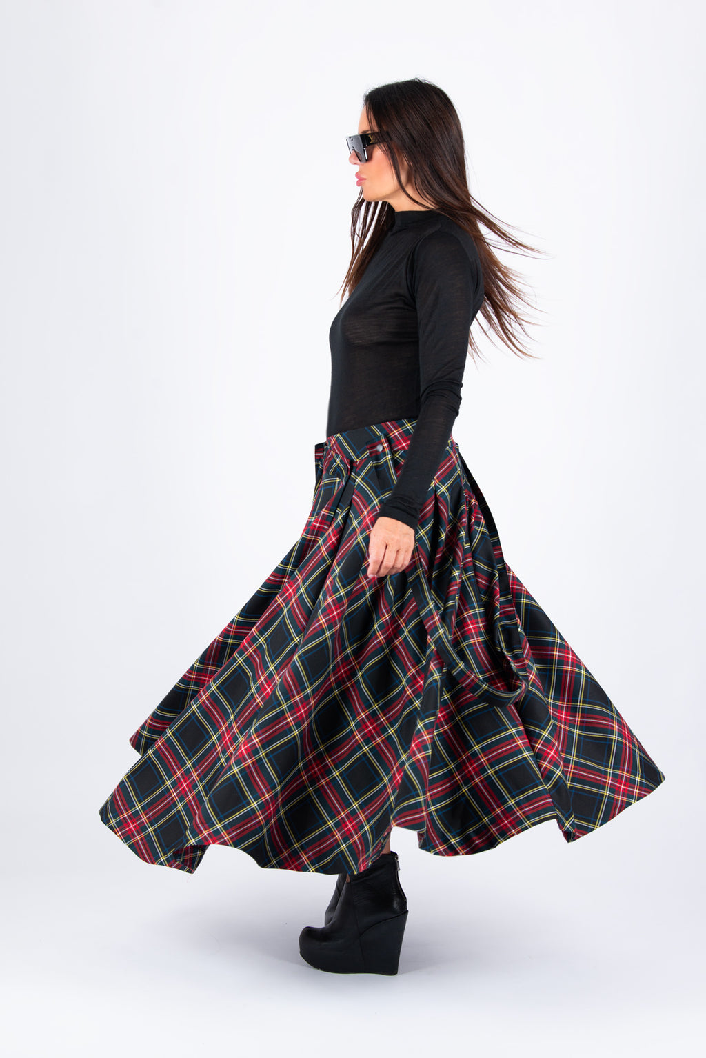 Plaid cotton asymmetric skirt Zefira with suspenders and cargo pockets - EUG Fashion #plaid

