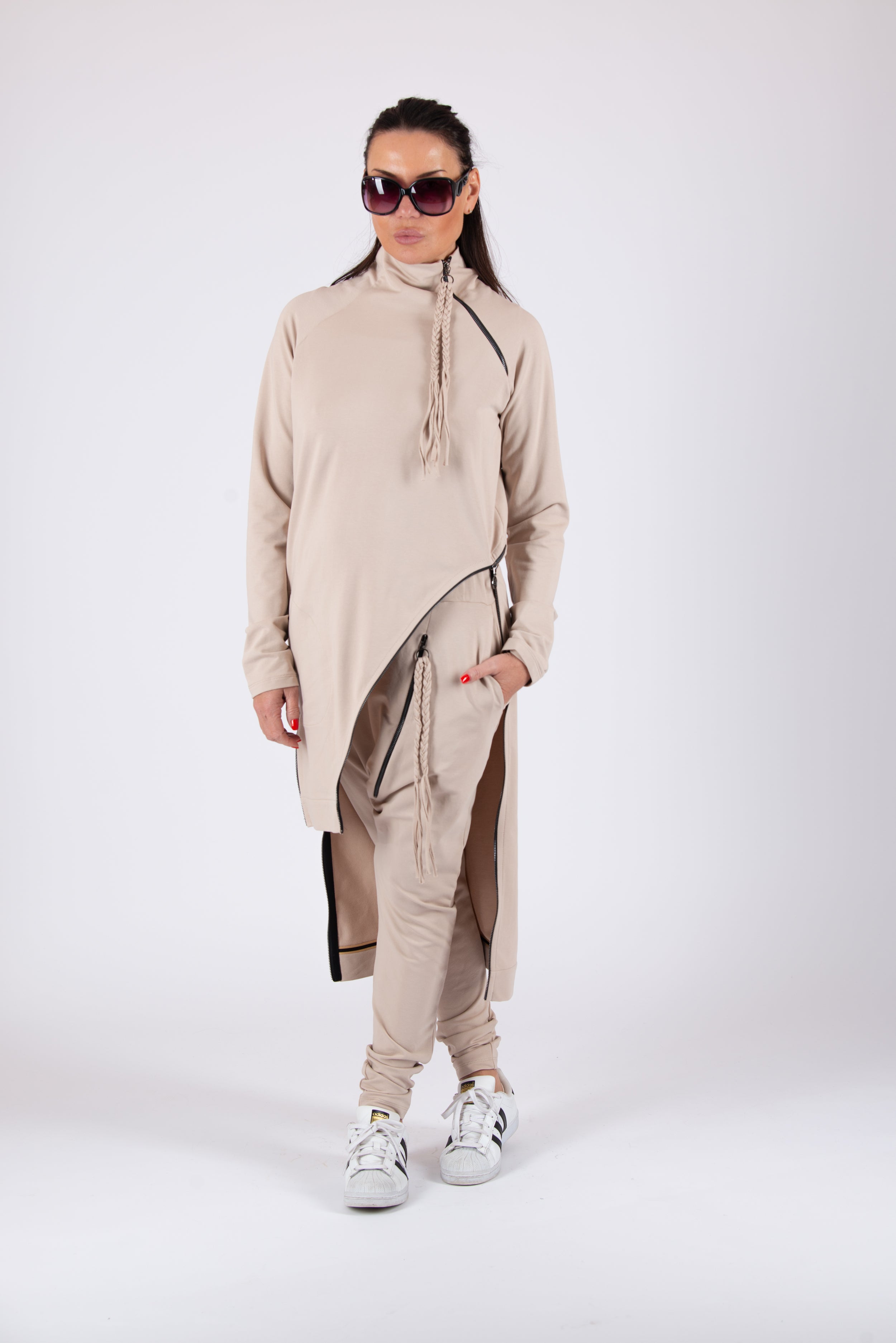 new beige cotton sweatshirt gloria