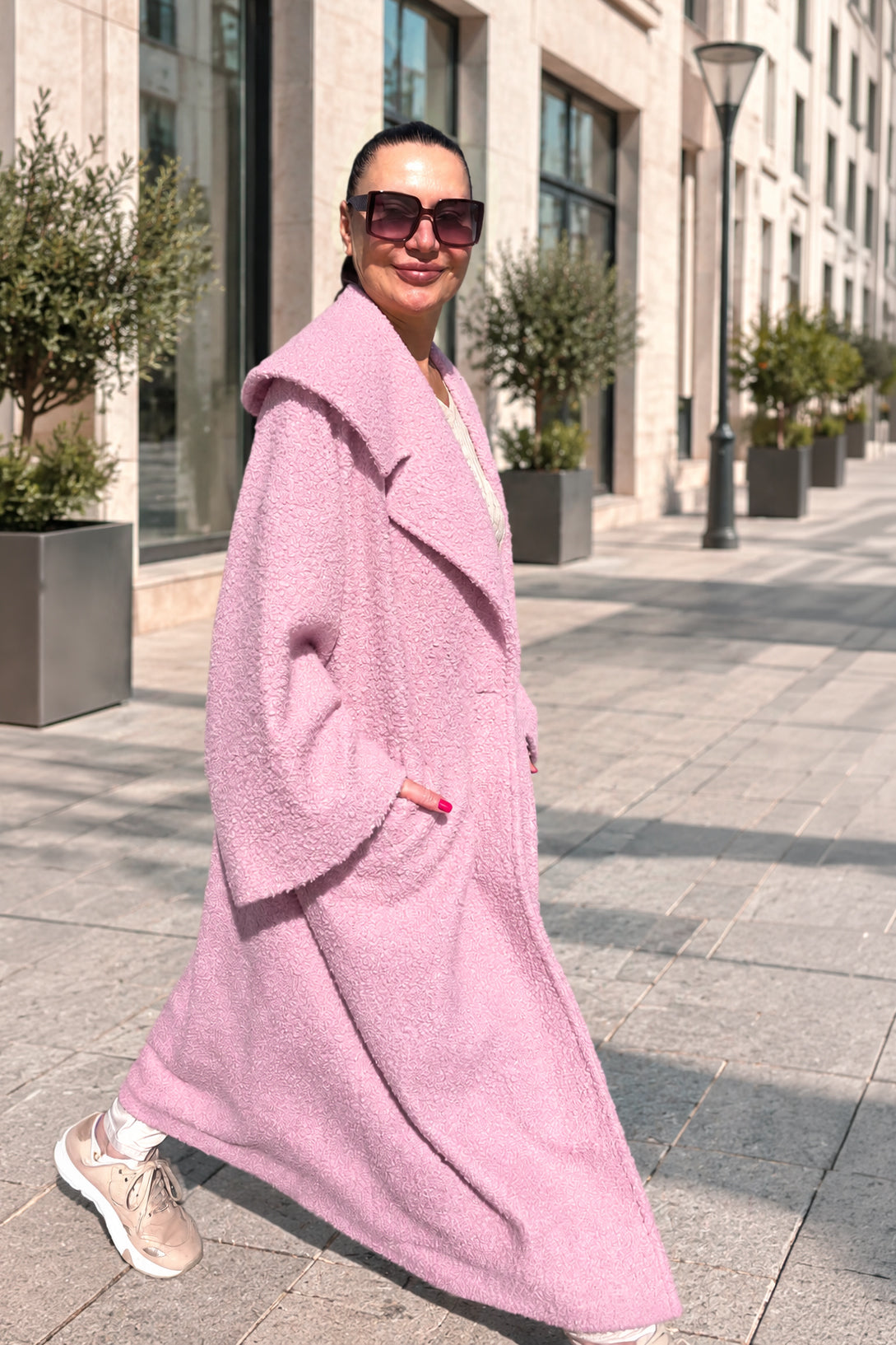 Baby pink bouclé cape coat Siri with large shawl collar - EUG Fashion #baby-pink
