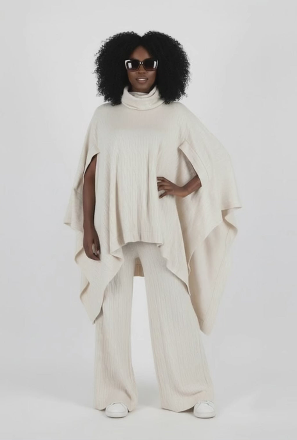 Knitted Poncho Outfit - Eva