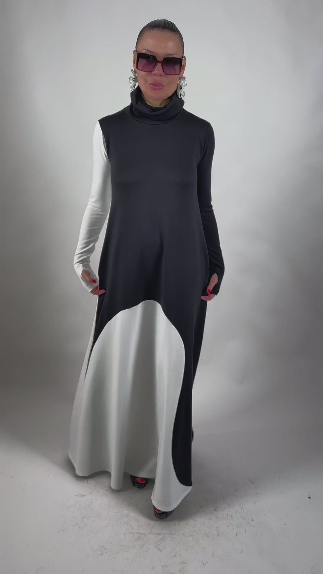 Turtleneck Black and White Dress - Vivian