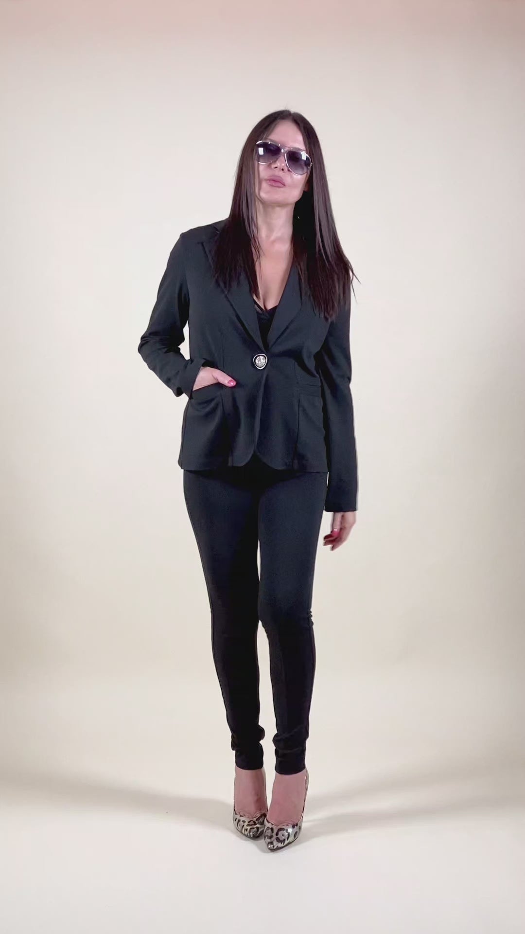 Chic Black Sporty Blazer LILI EugFashion 