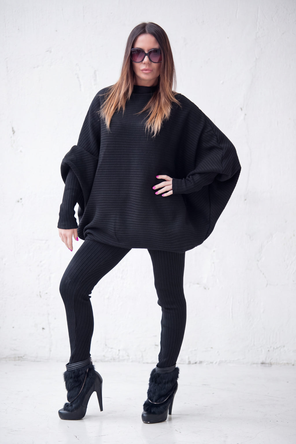Black knit two-piece set with oversized bateau-neck tunic and fitted cuffs - warm stretchy fabric, Robin | EUG Fashion #black