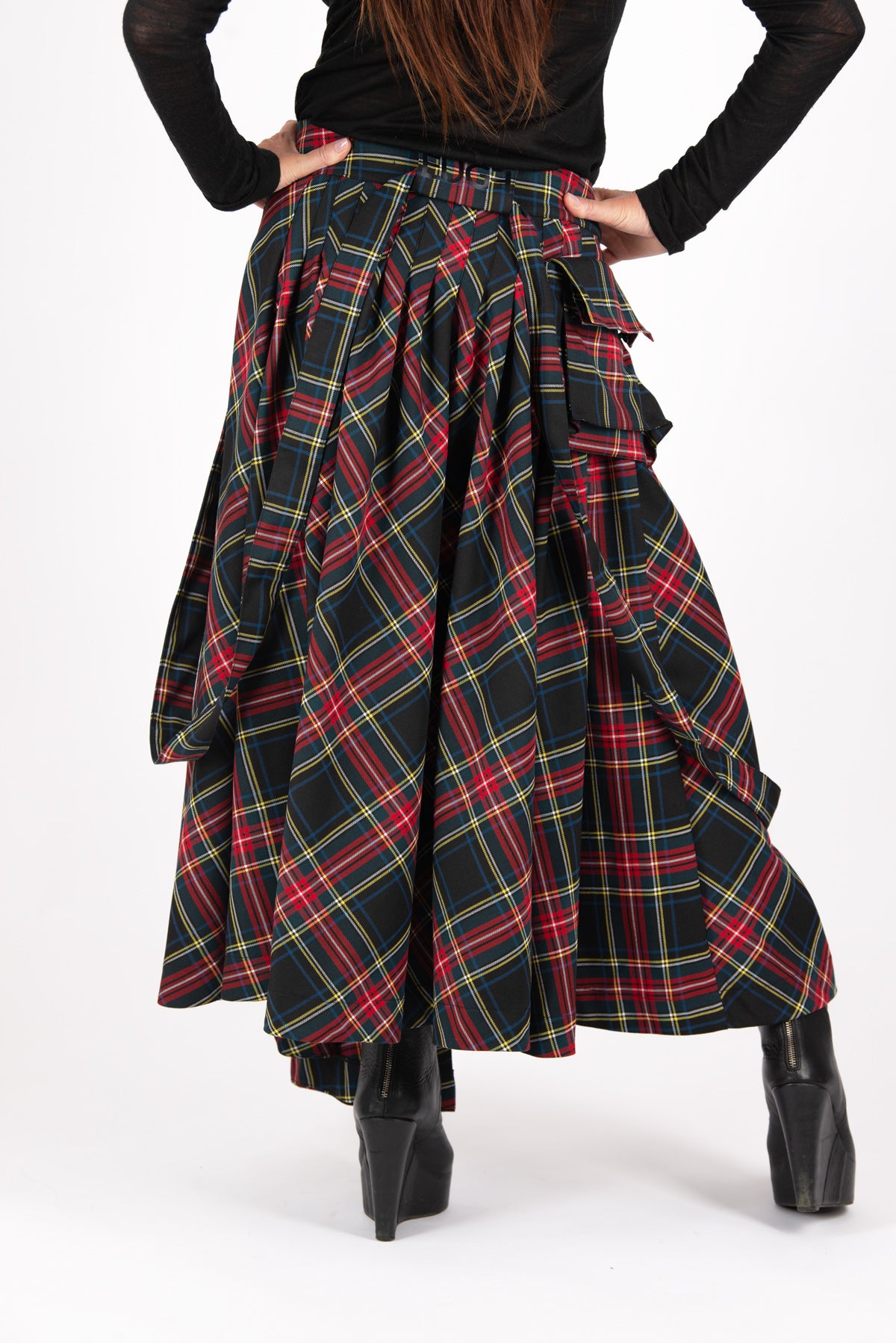 Plaid cotton asymmetric skirt Zefira with suspenders and cargo pockets - EUG Fashion #plaid
